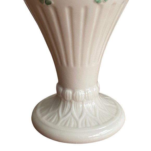 Belleek Shamrock Vase - Picture 3 of 4